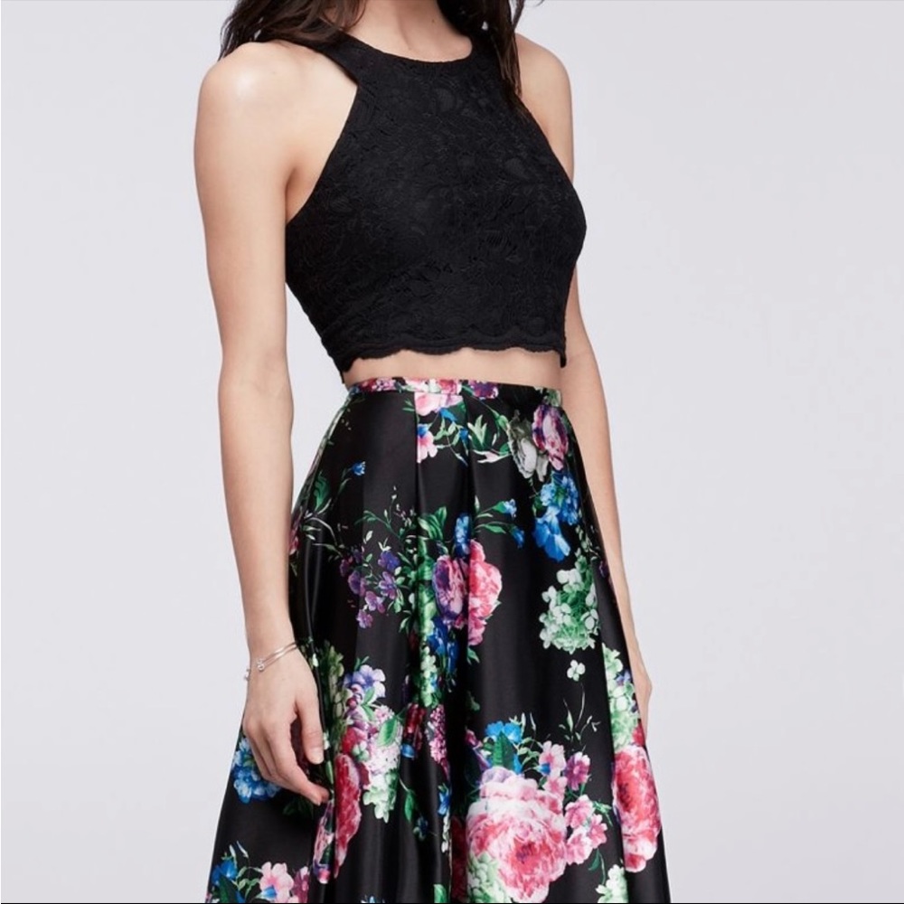 Size 1 Black Floral Two-Piece Prom Dress